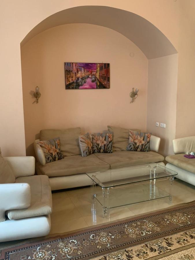 House Appartement Tbilisi Buitenkant foto